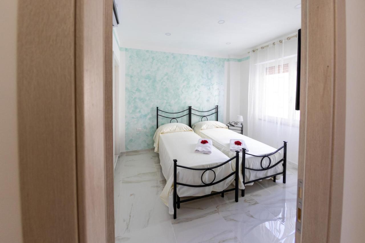 B&B Mary Sant'Elia Naples Exterior photo